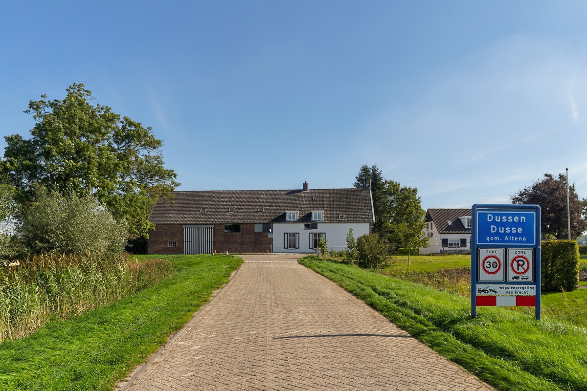 Appartement te koop: Dussen Dijk 18, Dussen