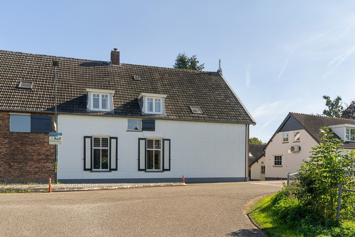 Appartement te koop: Dussen Dijk 18, Dussen