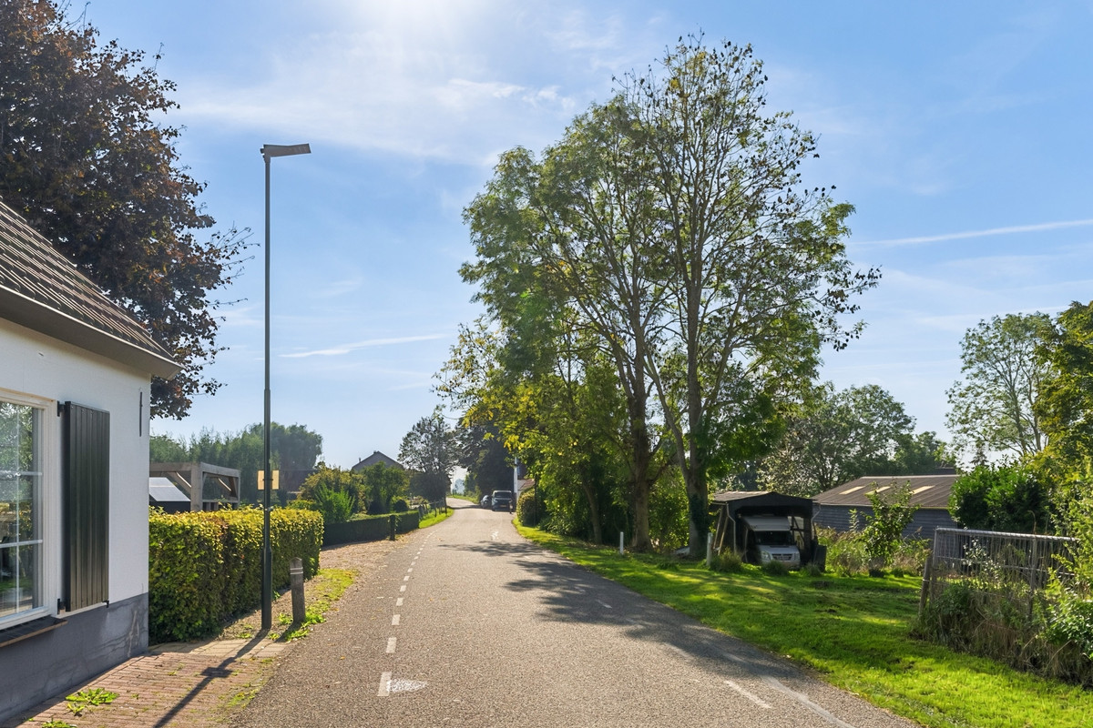 Appartement te koop: Dussen Dijk 18, Dussen