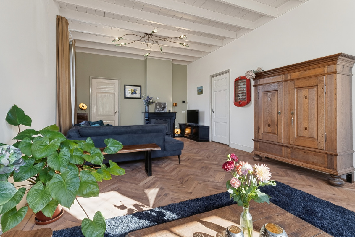 Appartement te koop: Dussen Dijk 18, Dussen