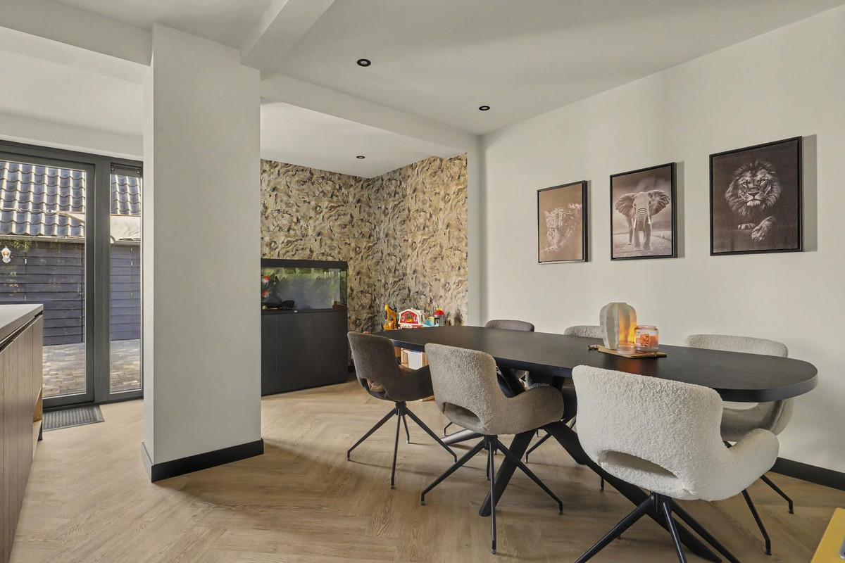 Tussenwoning te koop: Singel 11, Puttershoek