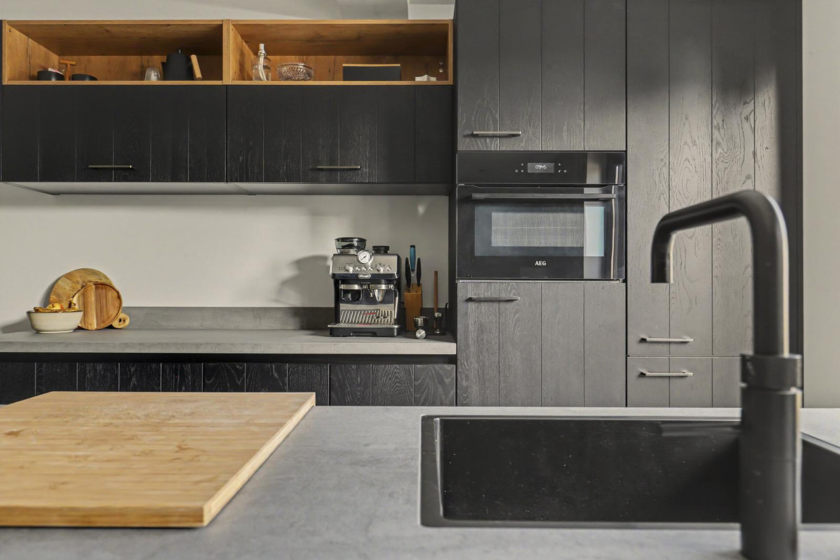 Tussenwoning te koop: Singel 11, Puttershoek