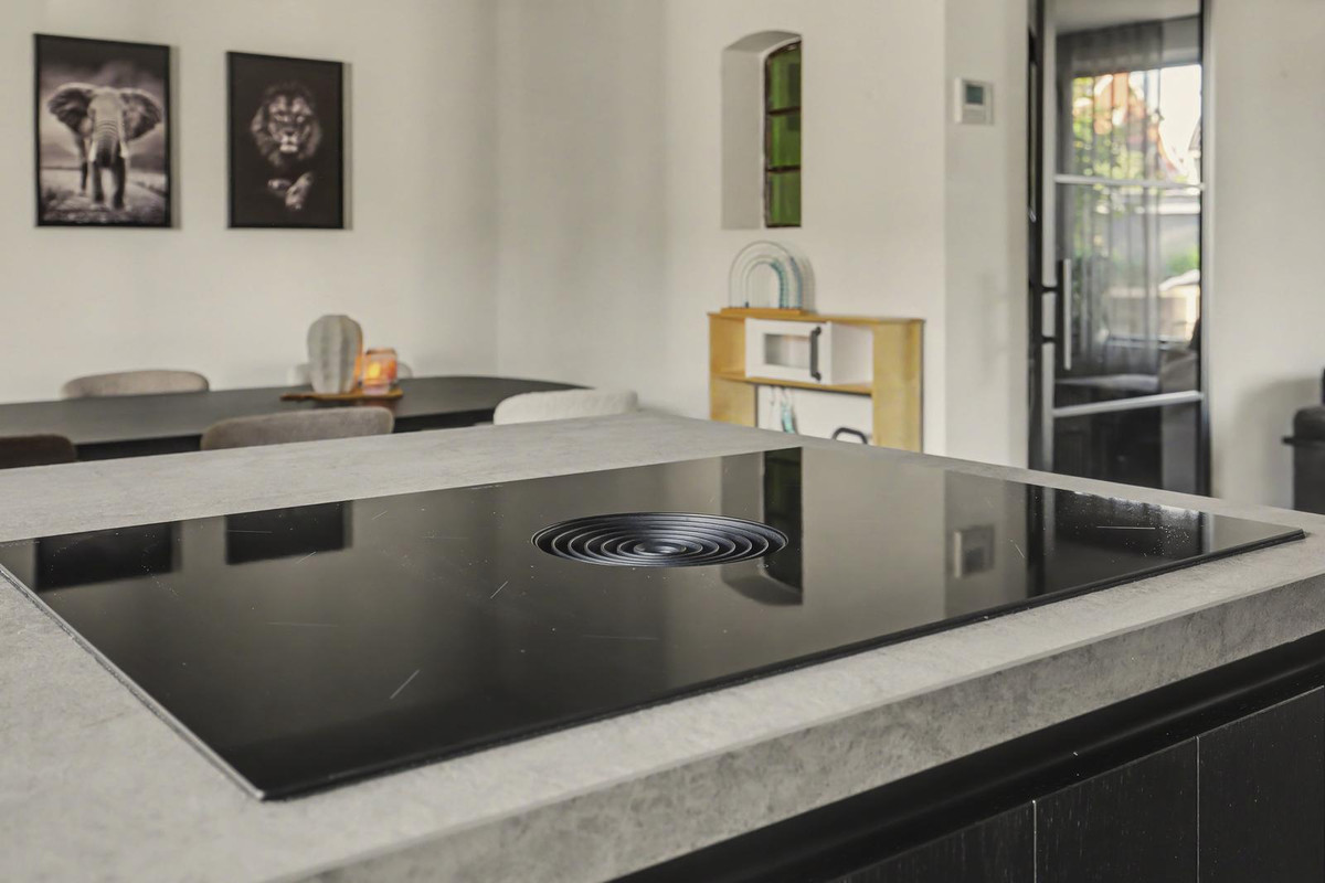 Tussenwoning te koop: Singel 11, Puttershoek