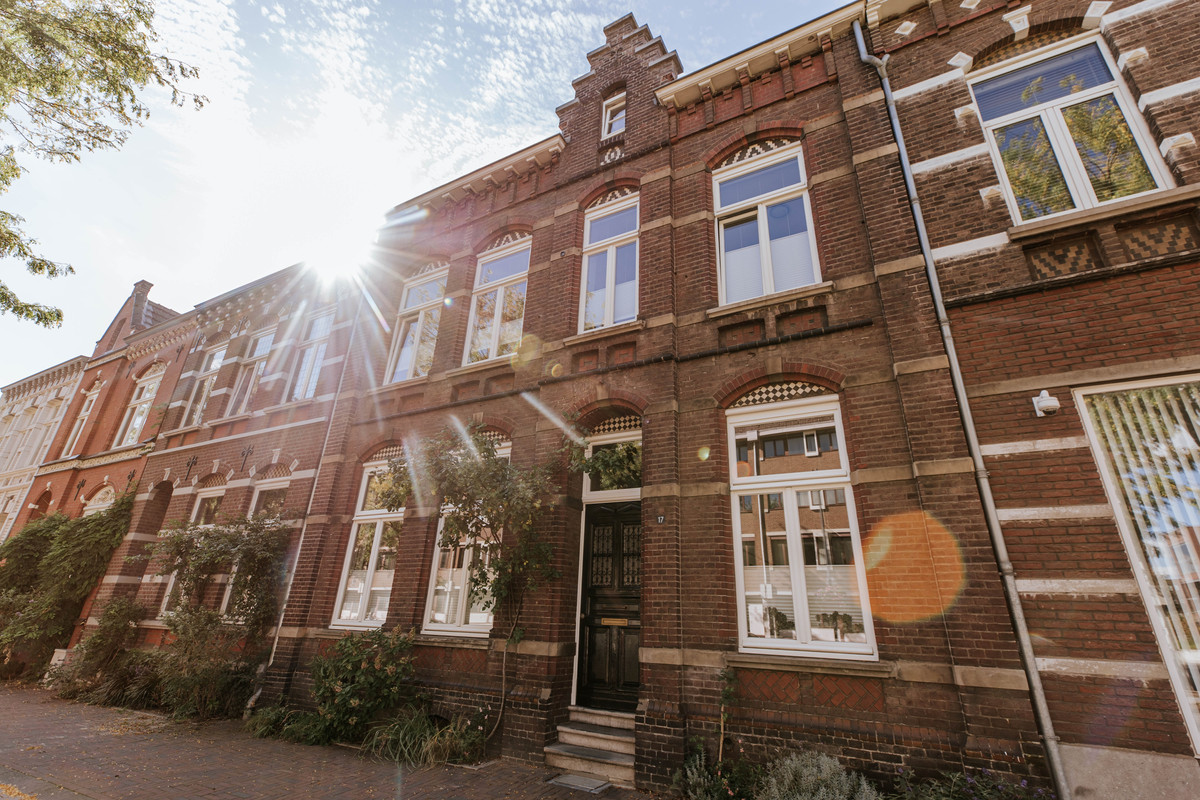 Tussenwoning te koop: Godsweerdersingel 17, Roermond