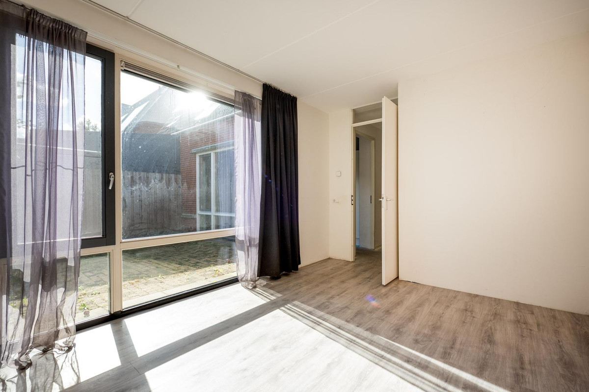 Tussenwoning te koop: de Groenling 28, Hoogerheide