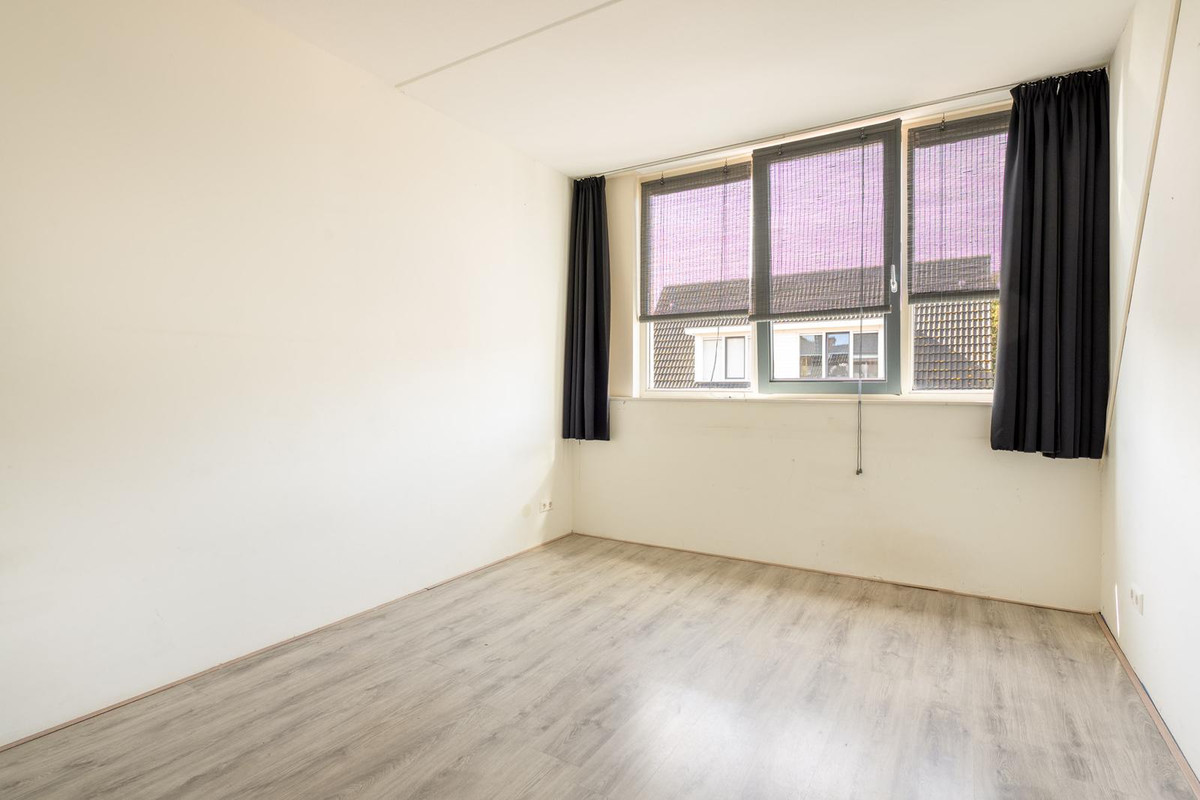Tussenwoning te koop: de Groenling 28, Hoogerheide