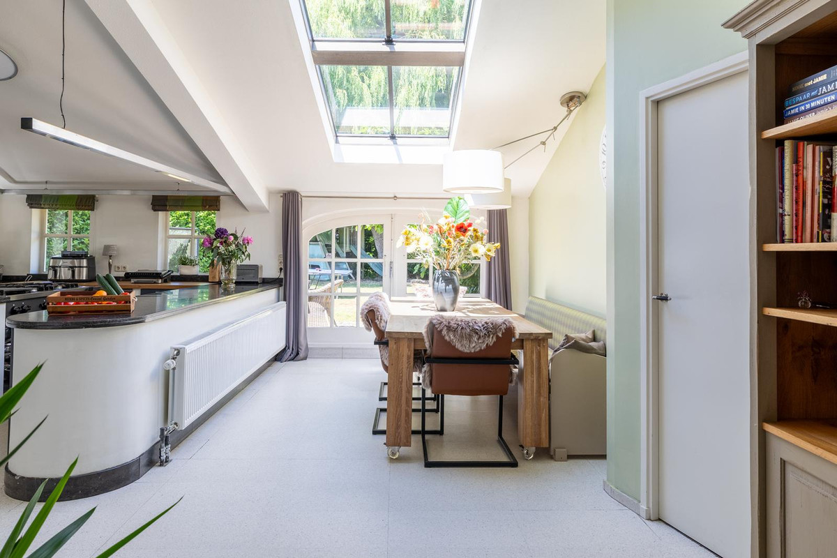 Twee-onder-één-kap te koop: Dorstseweg 4A, Bavel