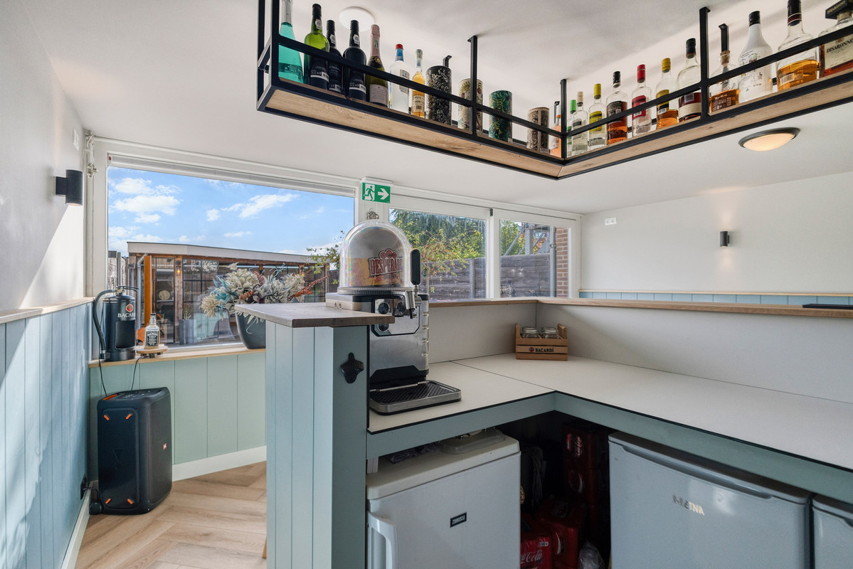 Tussenwoning te koop: Harpoenierstraat 40, Den Helder