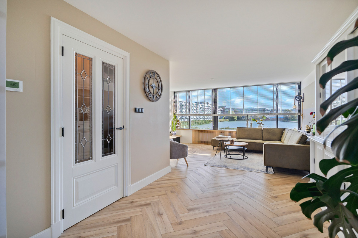 Tussenwoning te koop: Harpoenierstraat 40, Den Helder