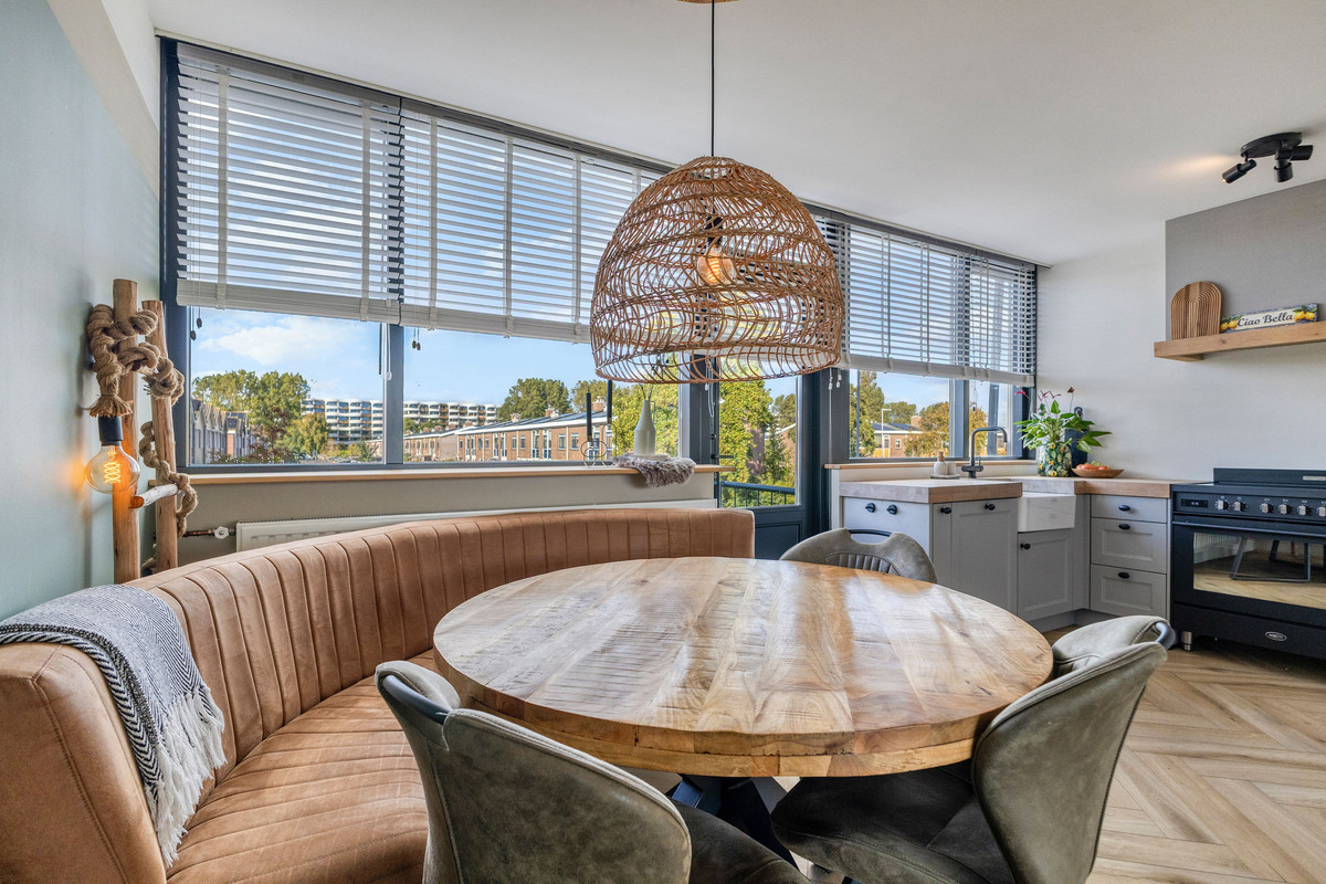 Tussenwoning te koop: Harpoenierstraat 40, Den Helder