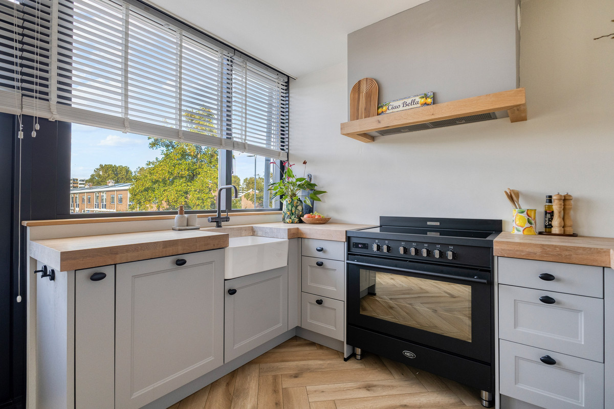 Tussenwoning te koop: Harpoenierstraat 40, Den Helder