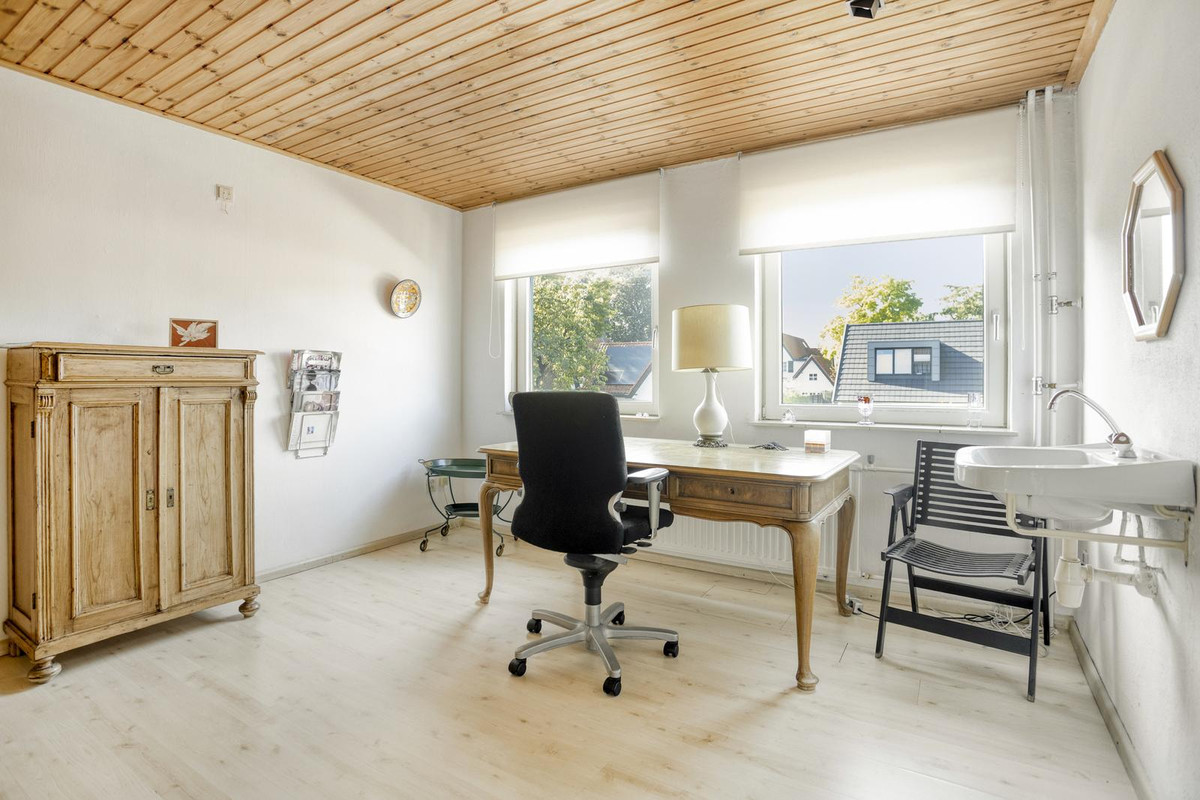 Tussenwoning te koop: Prinses Margrietlaan 12, Tiel