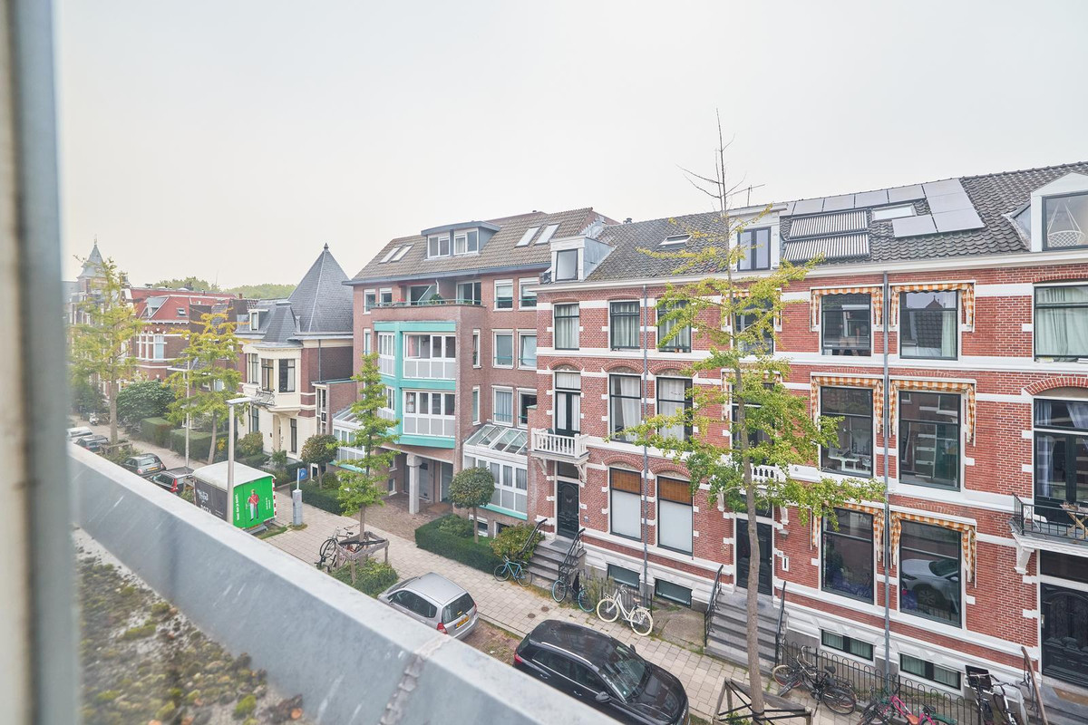 Tussenwoning te koop: F.C. Dondersstraat 20, Utrecht