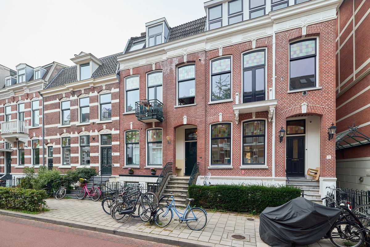 Tussenwoning te koop: F.C. Dondersstraat 20, Utrecht