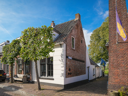Voorstraat 13