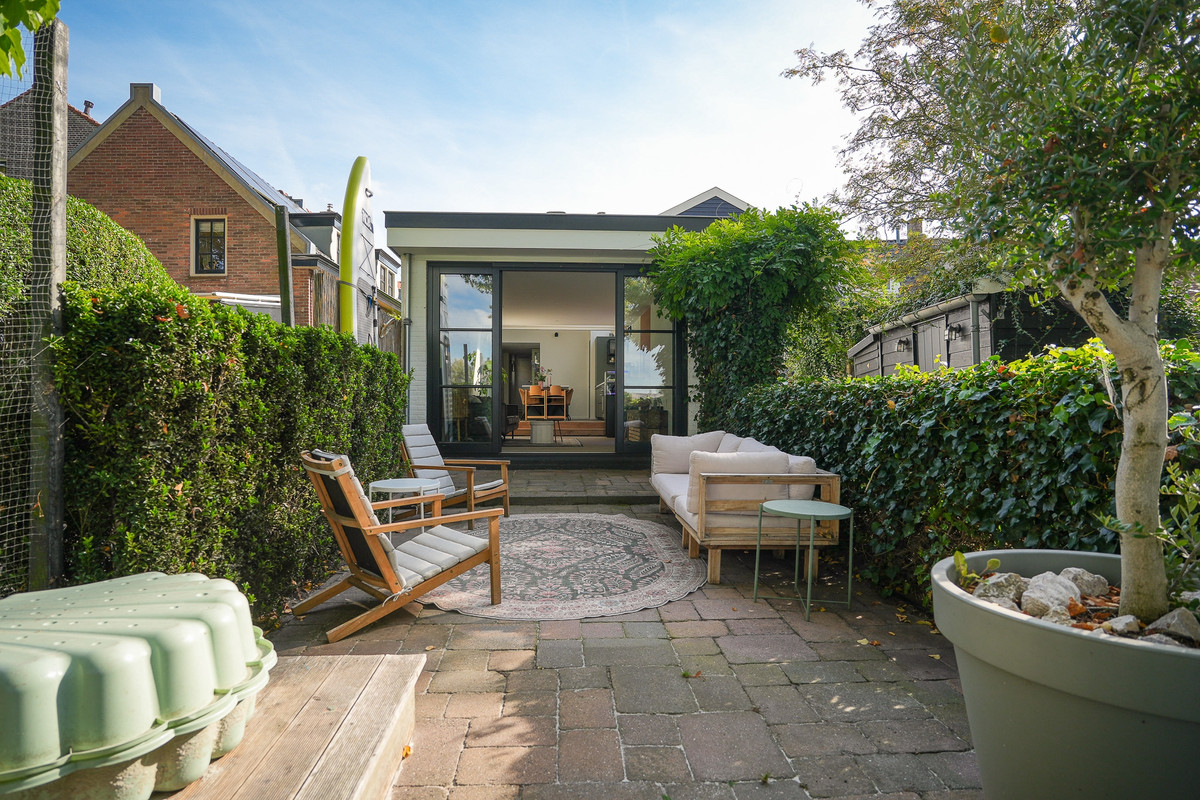 Hoekwoning te koop: Voorstraat 13, Heukelum