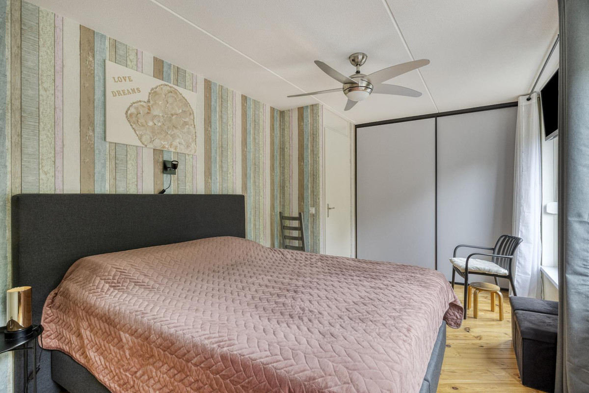 Hoekwoning te koop: Marga Klompésingel 192, Hoofddorp