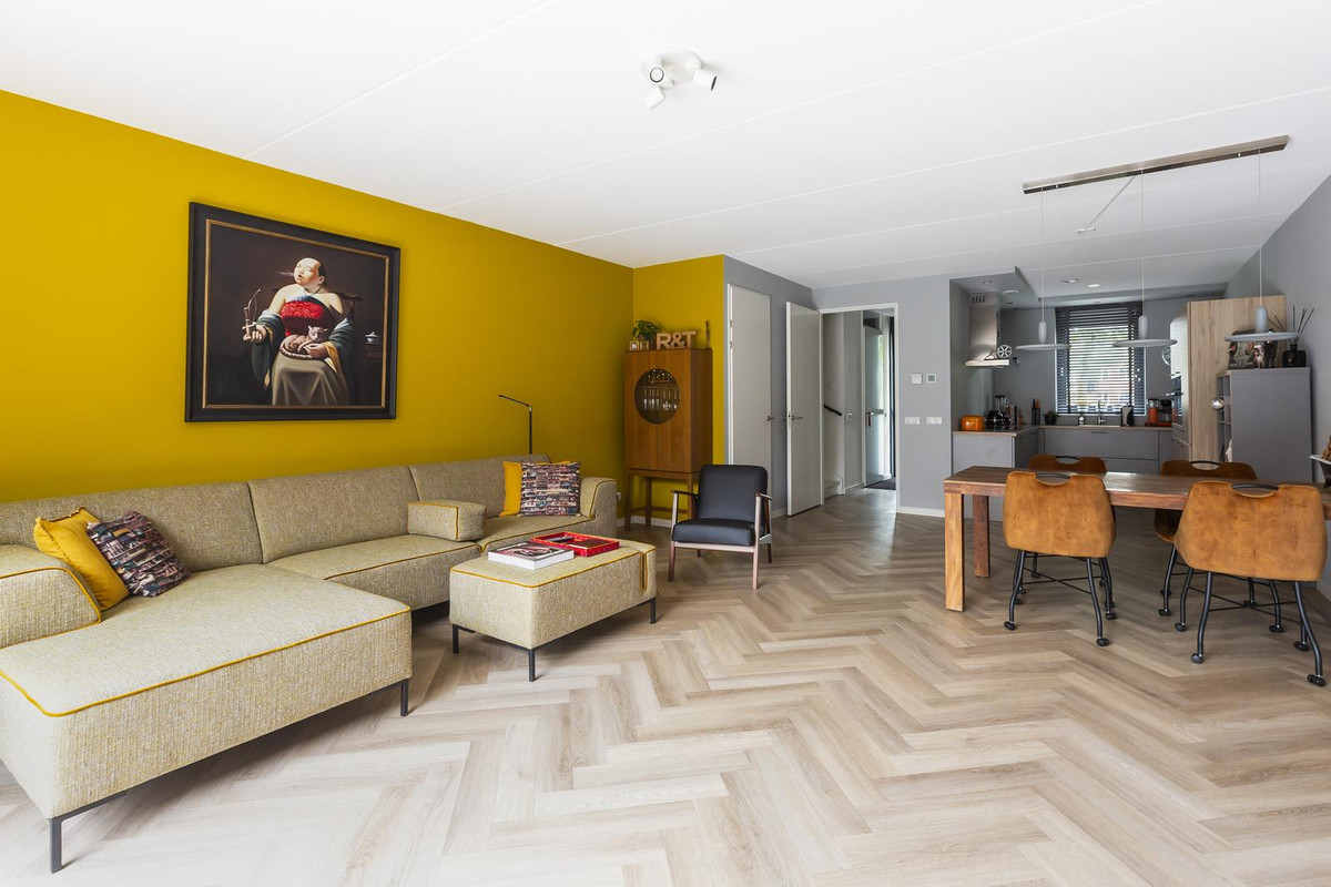 Hoekwoning te huur: Dr. Jan Schoutenlaan 330, Maassluis