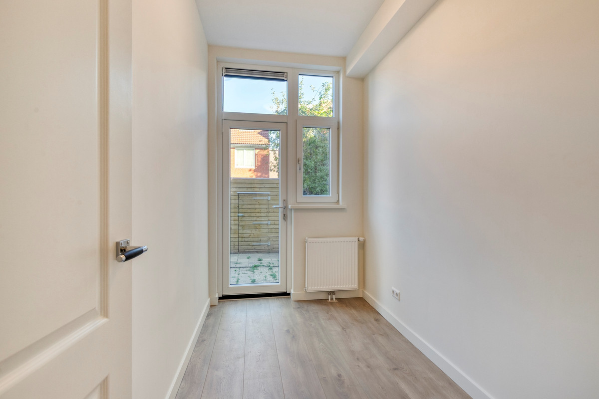 Appartement te huur: Lange Hilleweg 209A, Rotterdam