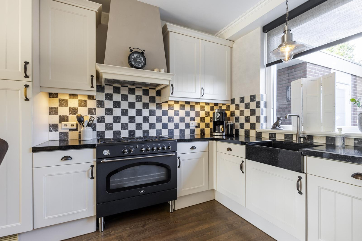 Hoekwoning te koop: Lange Griendsweer 103, Hardinxveld-Giessendam