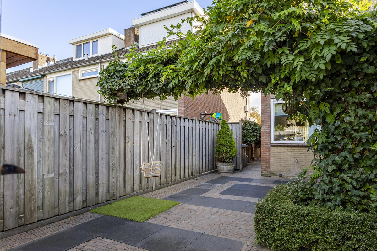 Hoekwoning te koop: Lange Griendsweer 103, Hardinxveld-Giessendam