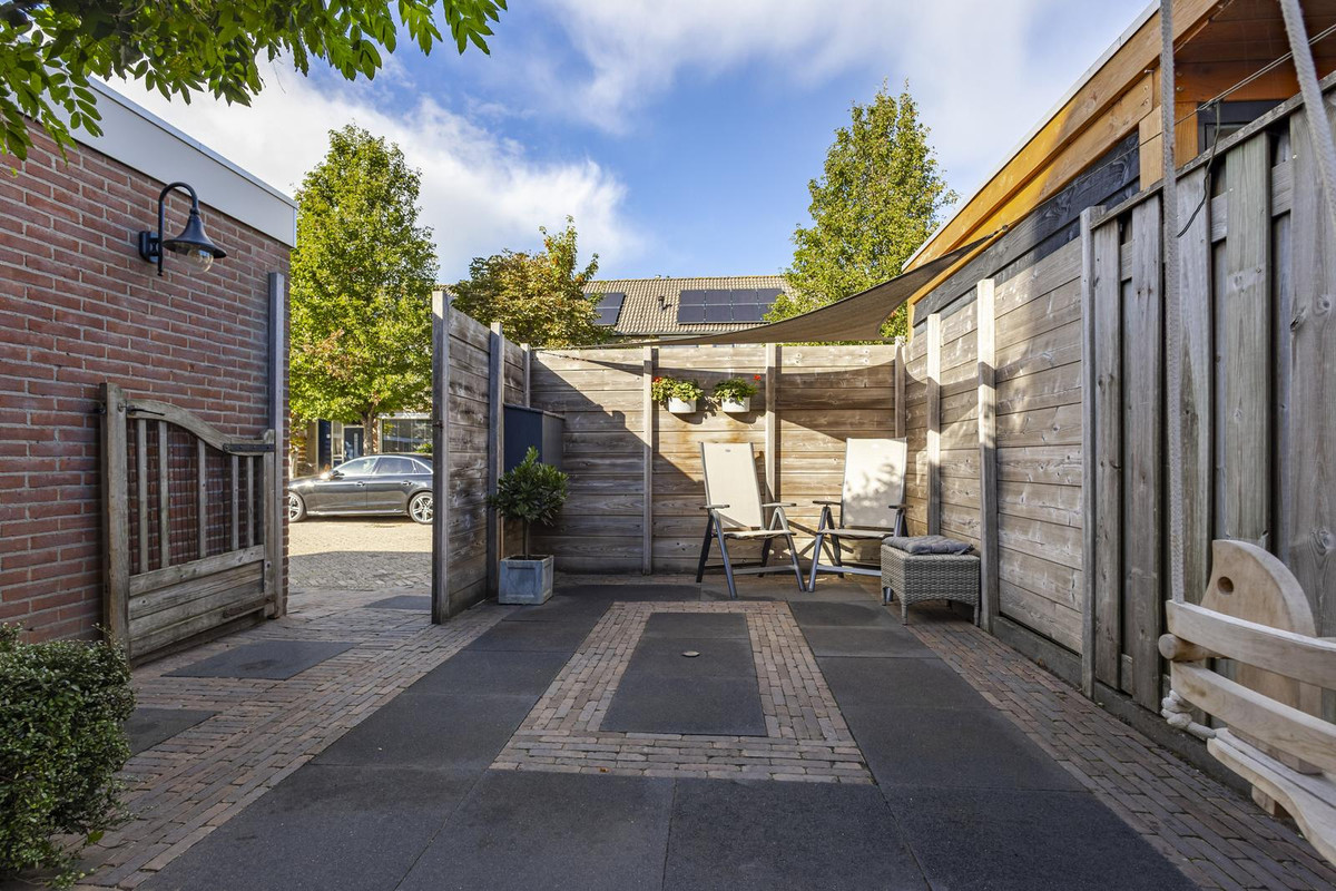 Hoekwoning te koop: Lange Griendsweer 103, Hardinxveld-Giessendam