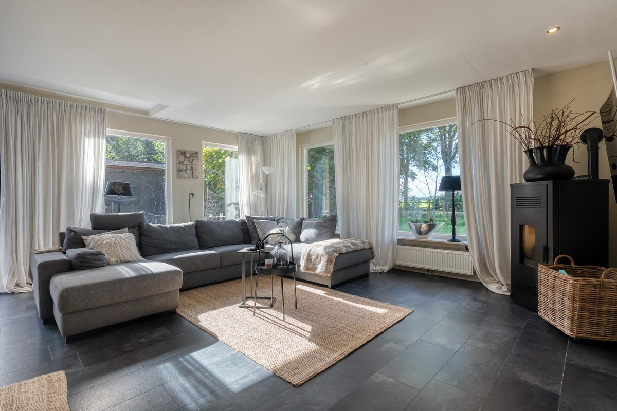 Vrijstaande woning te koop: Sabeldier 4, Koekange
