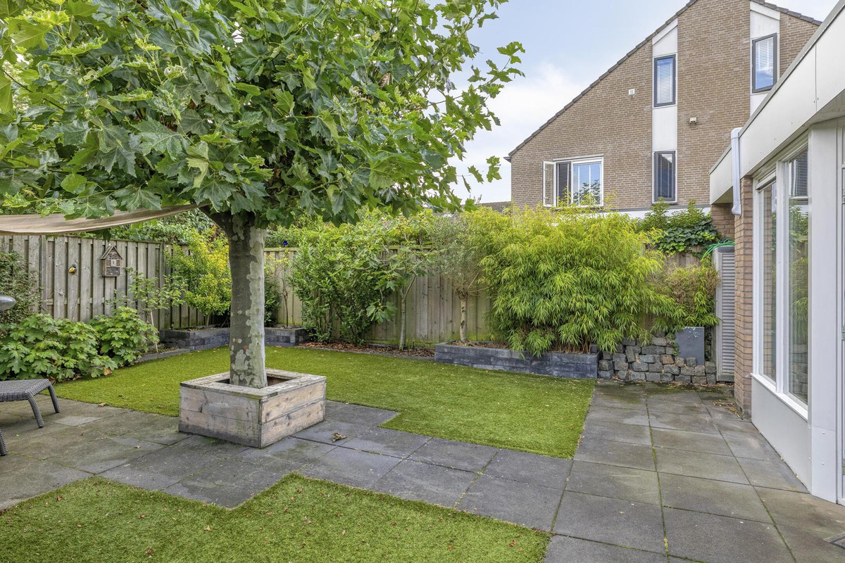 Hoekwoning te koop: Eglantier 15, Prinsenbeek