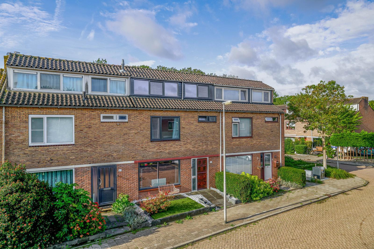 Tussenwoning te koop: De Zeeg 60, Barendrecht