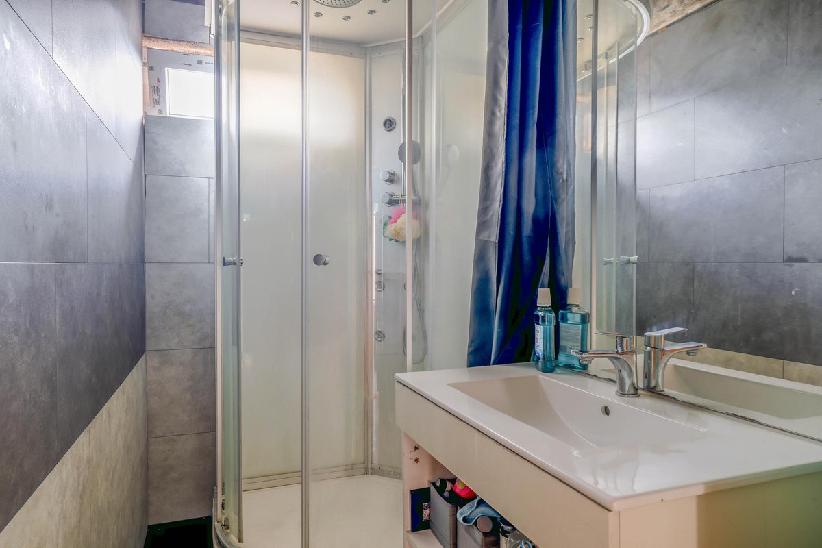 Tussenwoning te koop: De Zeeg 60, Barendrecht