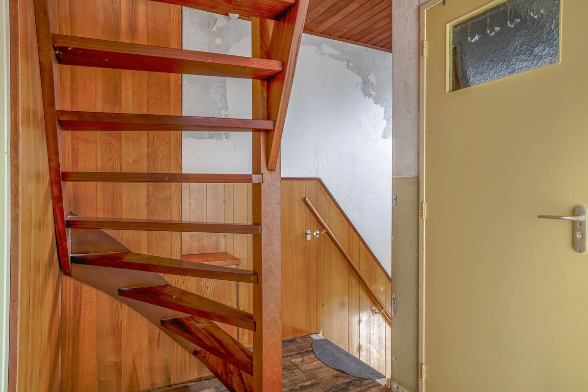 Tussenwoning te koop: De Zeeg 60, Barendrecht