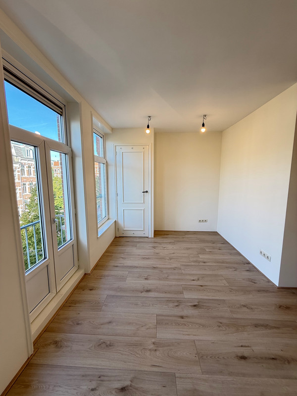 Studio te huur: Jan Pieter Heijestraat 117-1, Amsterdam