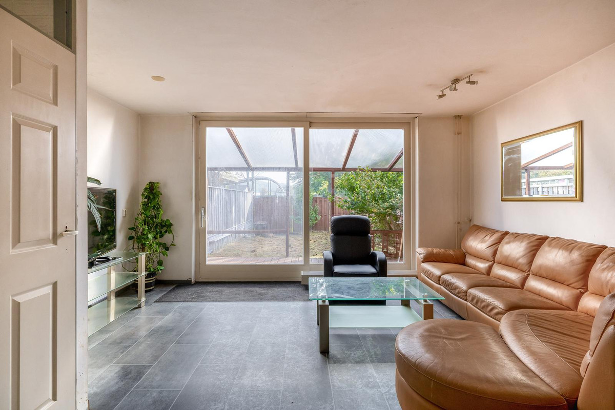 Hoekwoning te koop: Appelgaarde 50, Hellevoetsluis