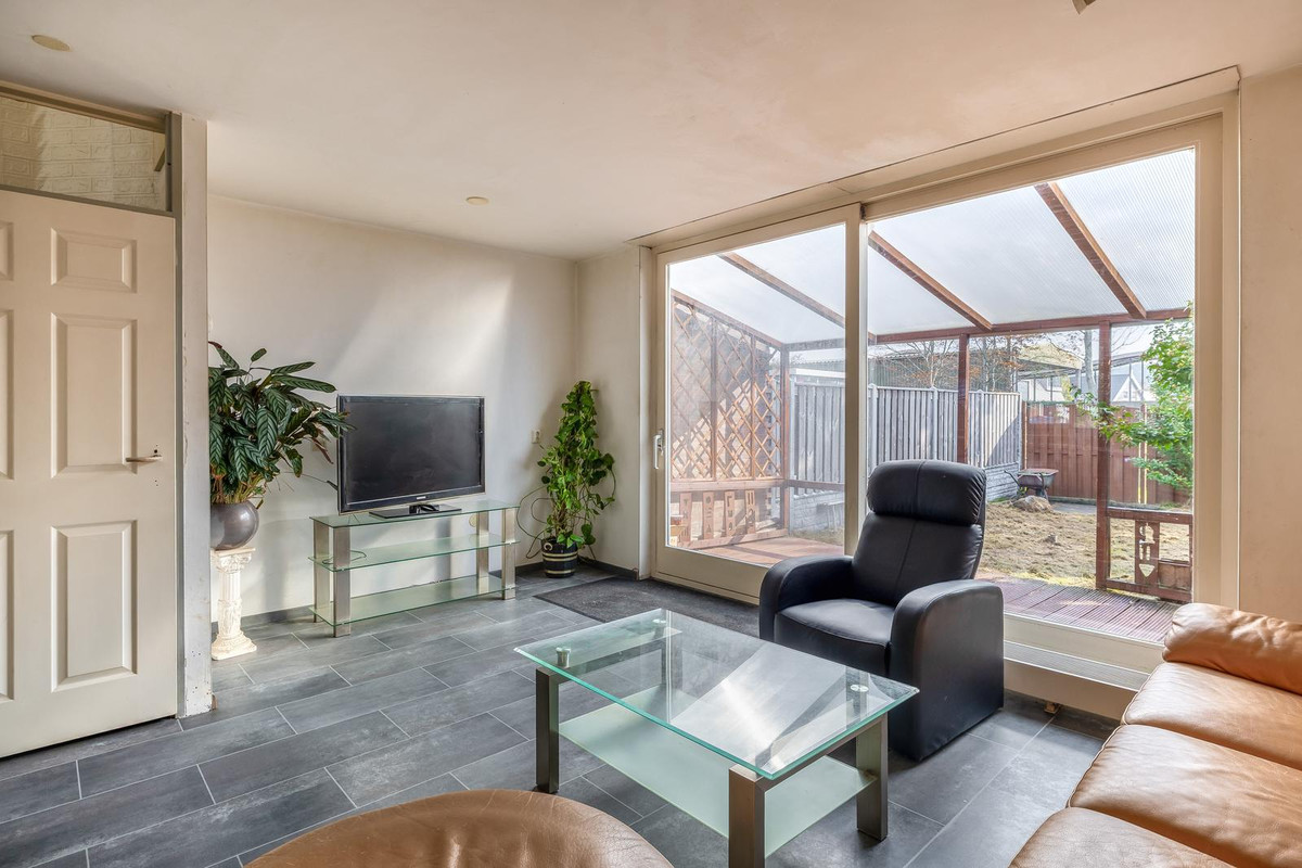 Hoekwoning te koop: Appelgaarde 50, Hellevoetsluis