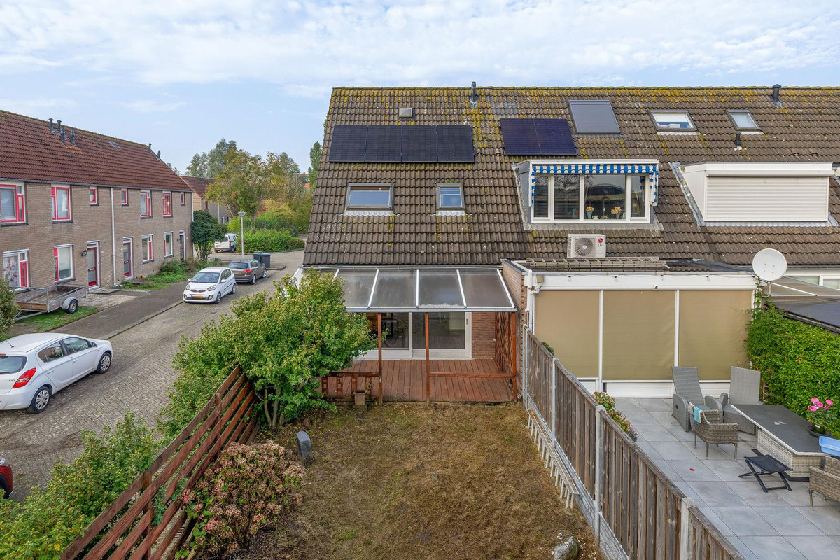 Hoekwoning te koop: Appelgaarde 50, Hellevoetsluis