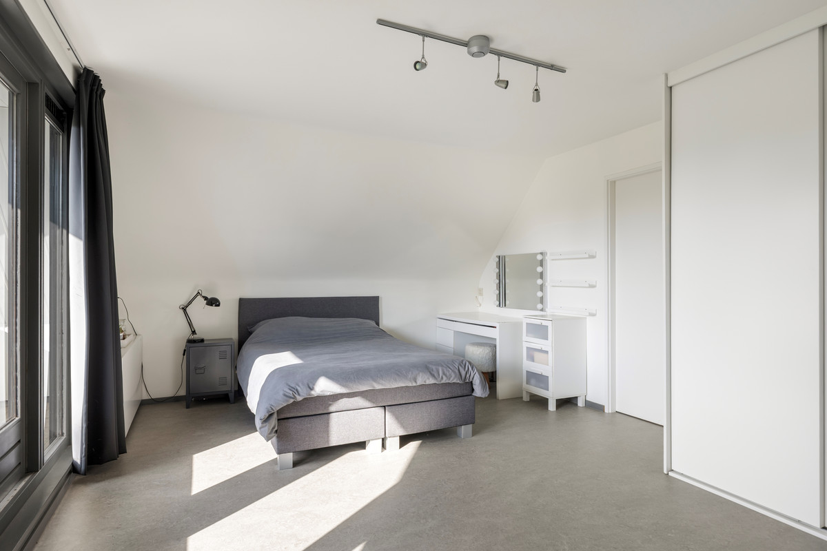 Vrijstaande woning te koop: Merelerf 15, Numansdorp