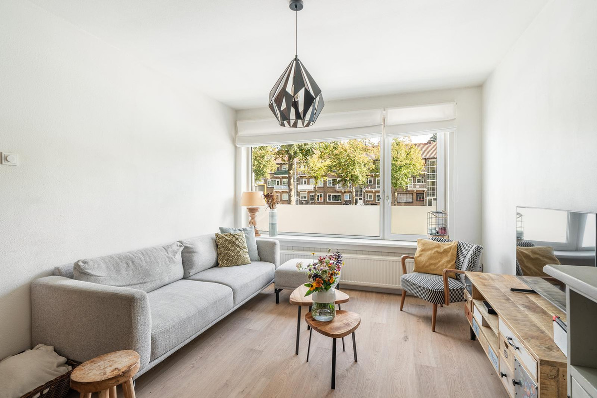 Appartement te koop: Dorpsweg 191A, Rotterdam