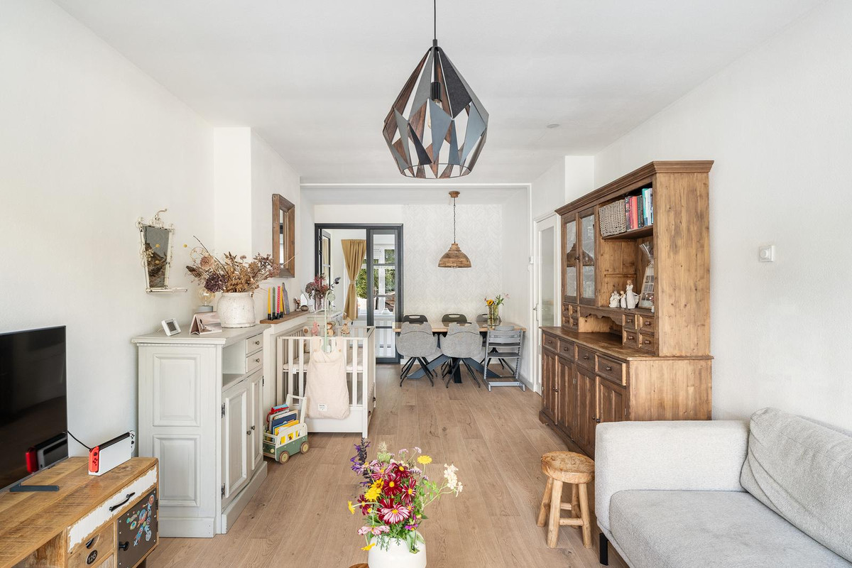 Appartement te koop: Dorpsweg 191A, Rotterdam