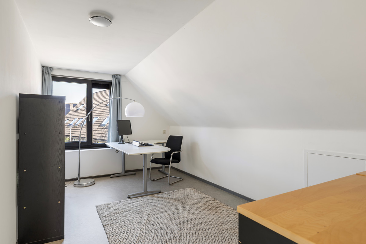 Vrijstaande woning te koop: Merelerf 15, Numansdorp