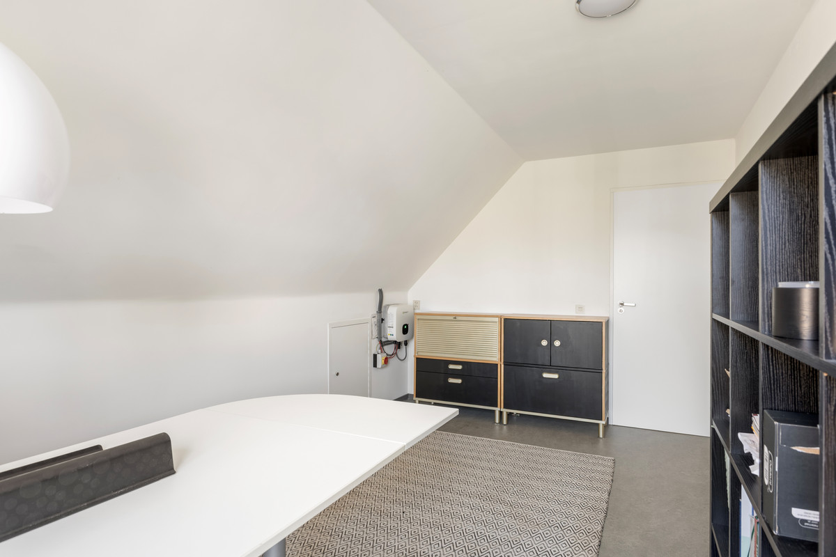 Vrijstaande woning te koop: Merelerf 15, Numansdorp