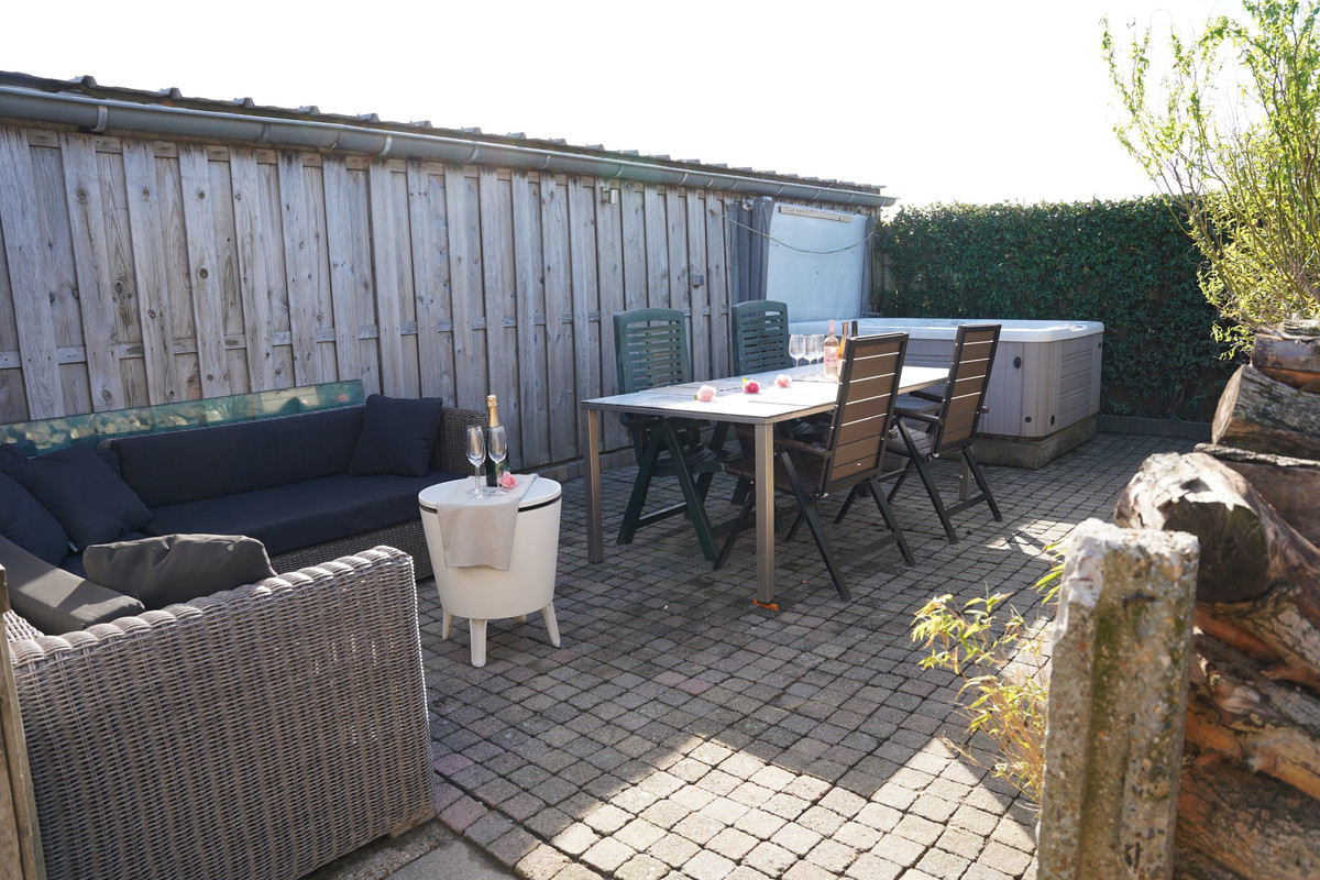 Vrijstaande woning te koop: Herenweg Noord 5, Aardenburg