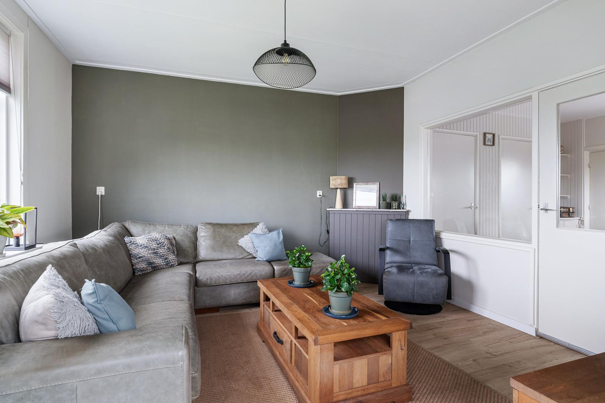 Vrijstaande woning te koop: Van Kleffenswei 1, Raard