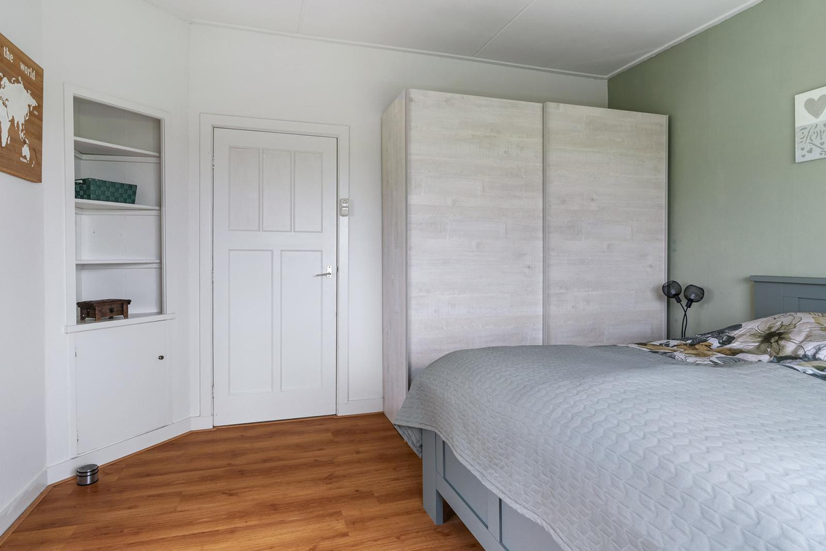Vrijstaande woning te koop: Van Kleffenswei 1, Raard