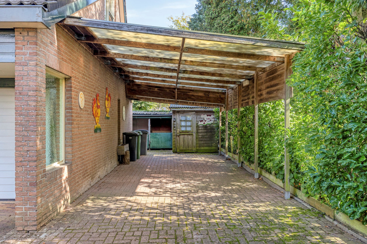 Vrijstaande woning te koop: Nachtegaallaan 6, Dodewaard
