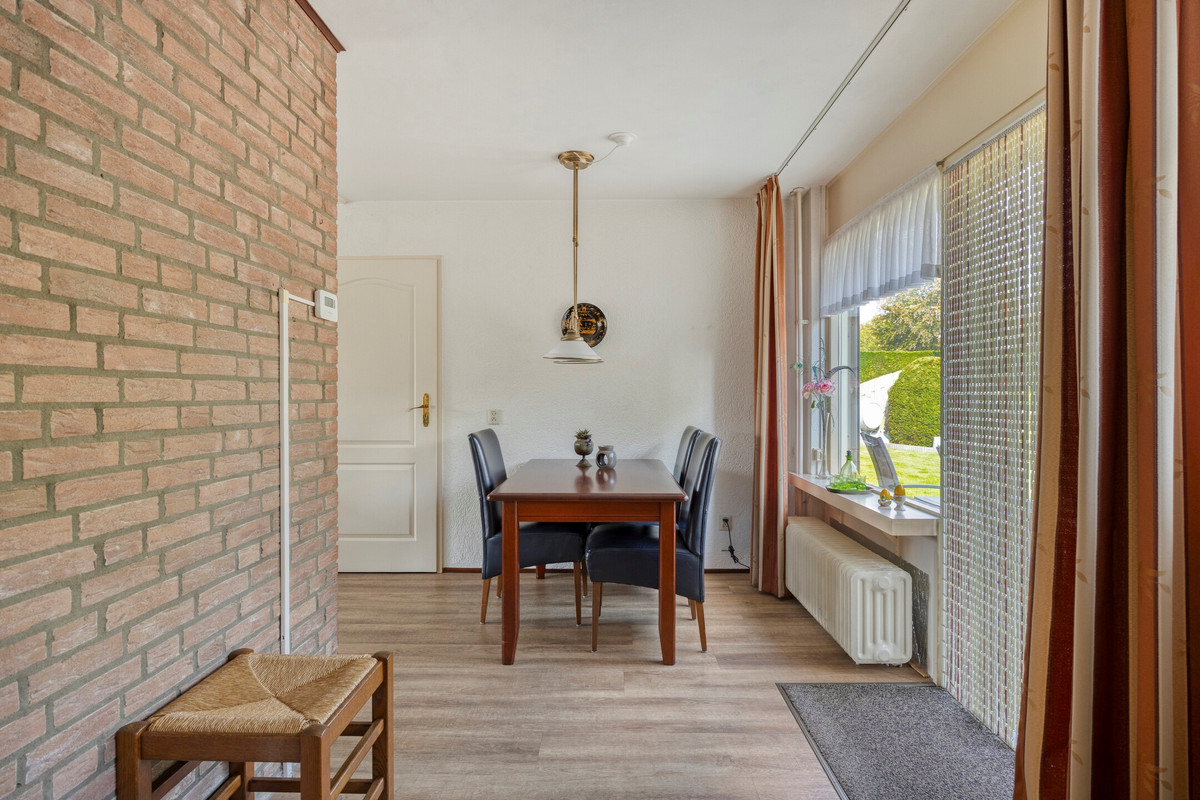 Vrijstaande woning te koop: Nachtegaallaan 6, Dodewaard
