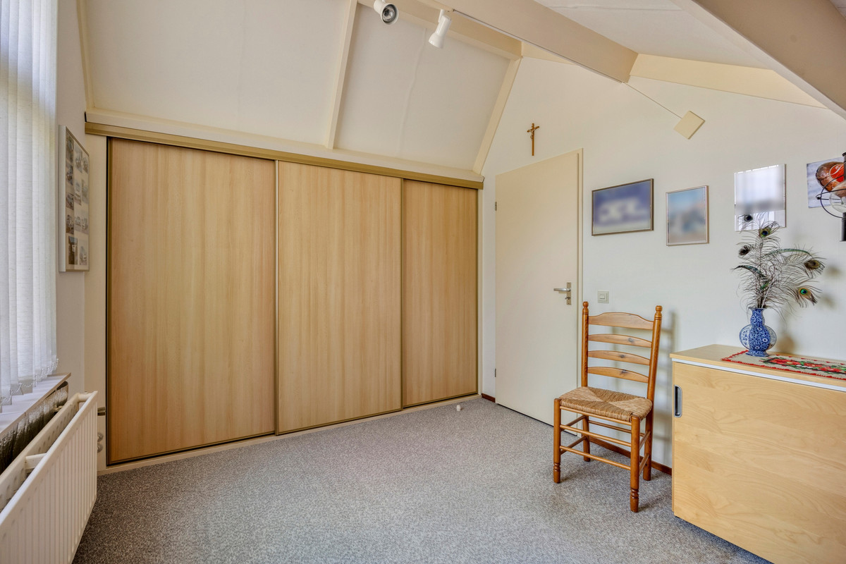 Vrijstaande woning te koop: Nachtegaallaan 6, Dodewaard