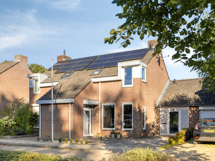 Burg. Van Laarstraat 20