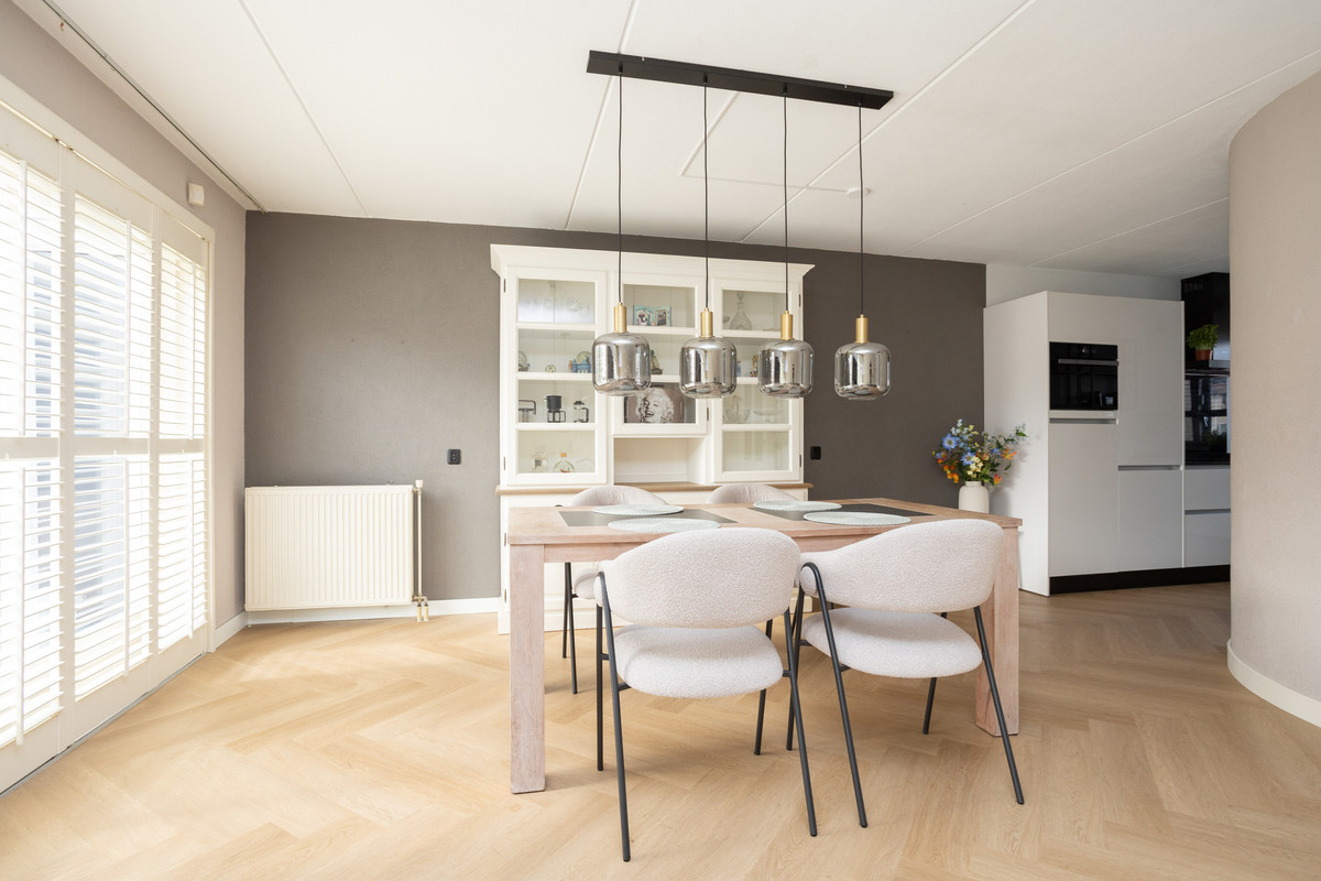 Tussenwoning te koop: Sterrenlaan 112, Bleiswijk