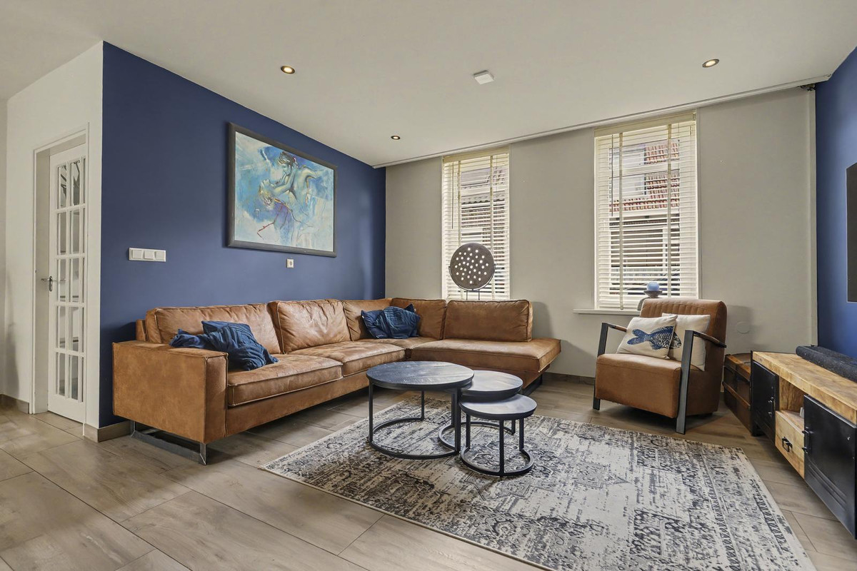 Tussenwoning te koop: Dorpsstraat 6, Sirjansland