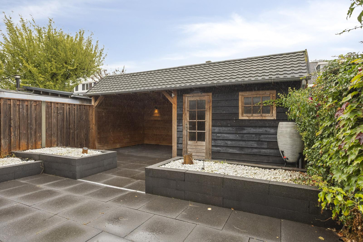 Hoekwoning te koop: Govert Flinckplantsoen 18, Heerhugowaard